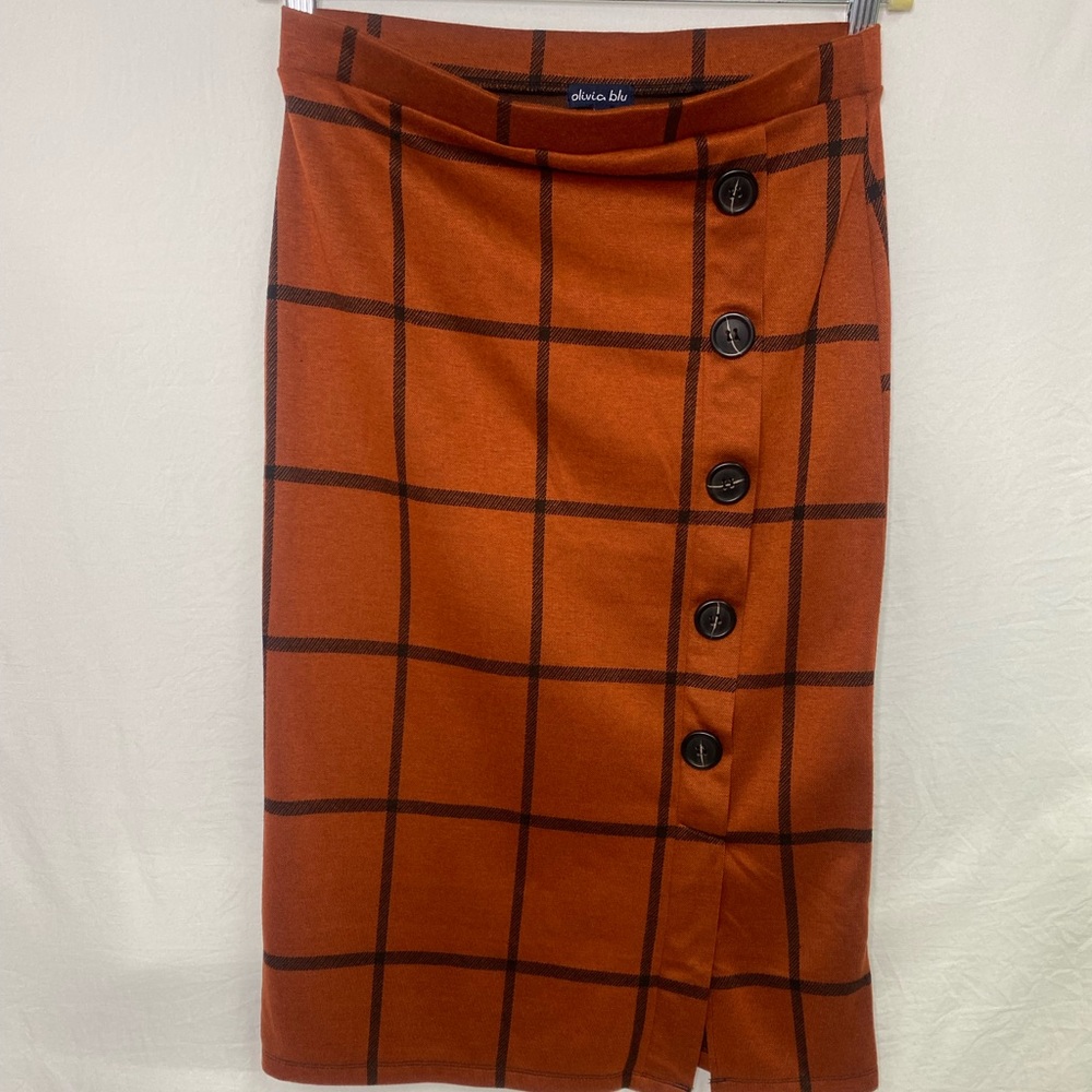 Olivia blu Size Petite large ,orange with black lines skirt
